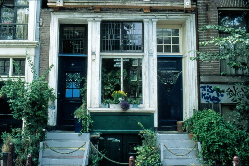 Oudezijds Voorburg Wal